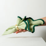 Load image into Gallery viewer, Sage &amp; Cooper - Set of 2 Scallop Napkins - Kiwi/Lime
