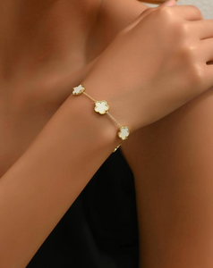 Flower Bracelet - White